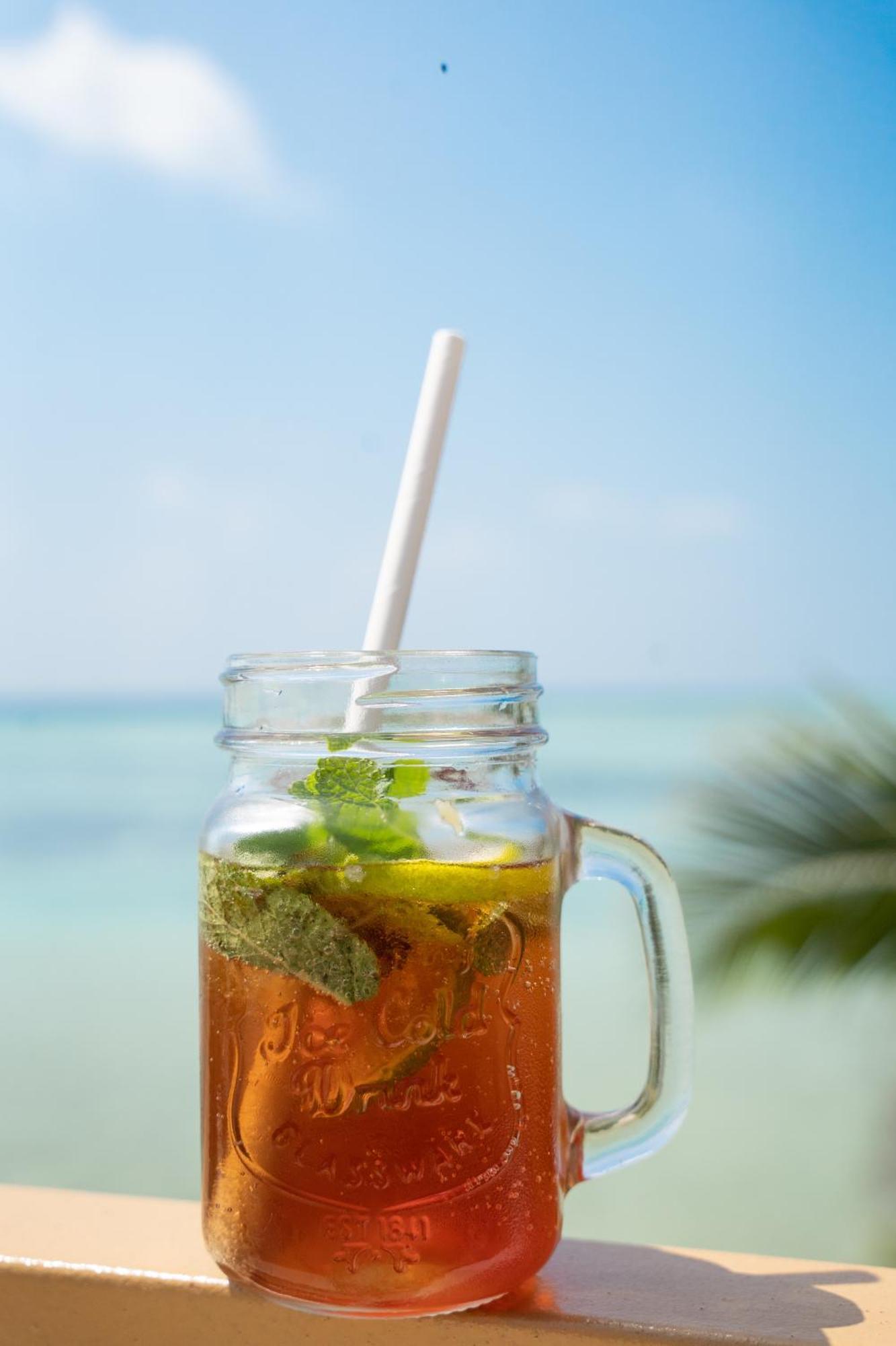 Manta Sea View Himandhoo Hotel Kültér fotó