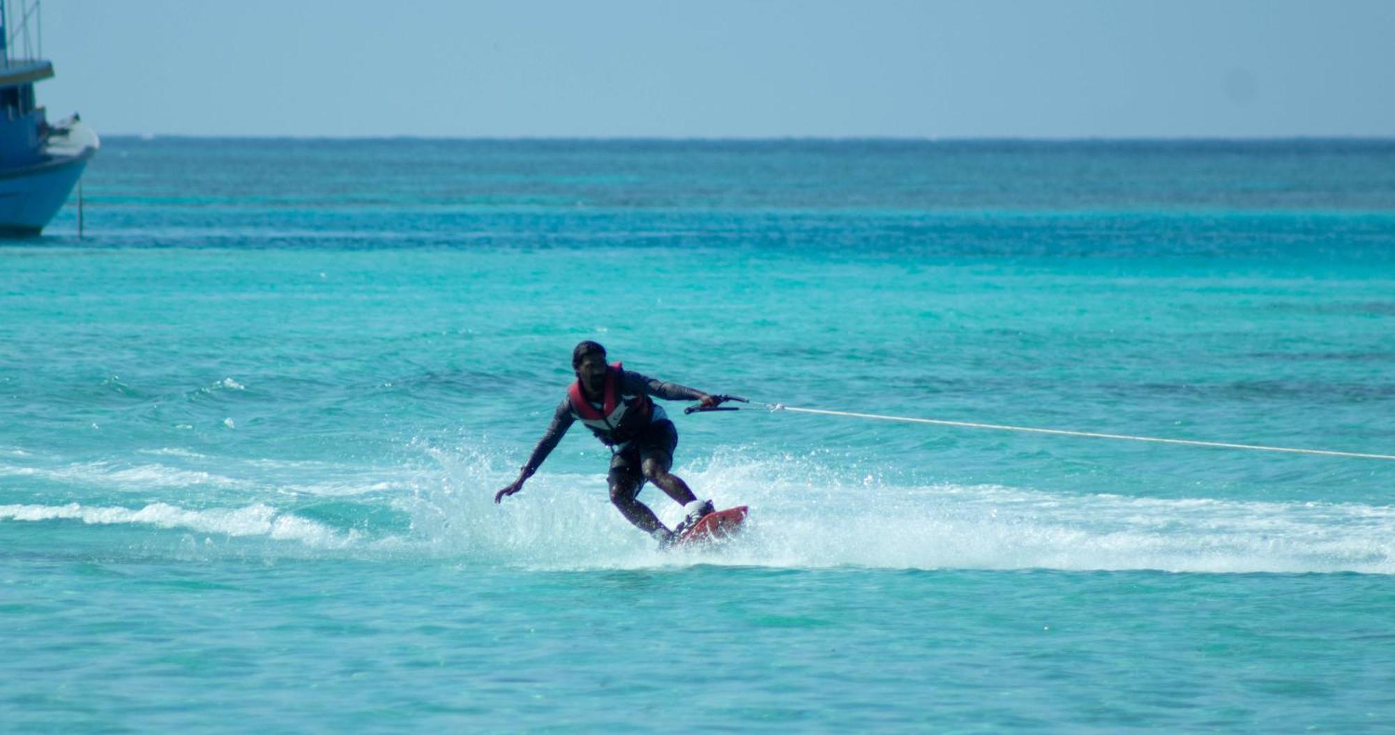 Manta Sea View Himandhoo Hotel Kültér fotó