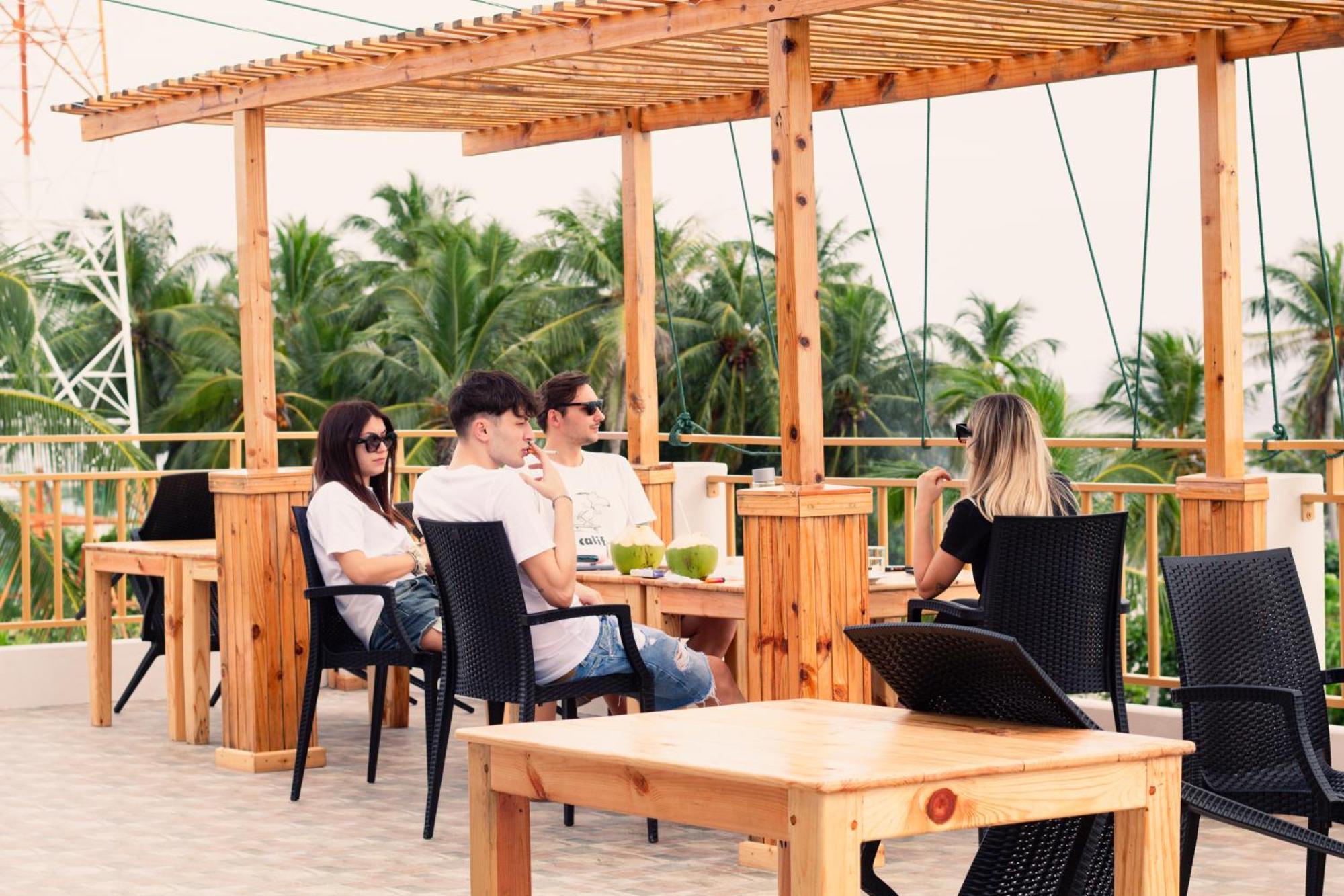 Manta Sea View Himandhoo Hotel Kültér fotó